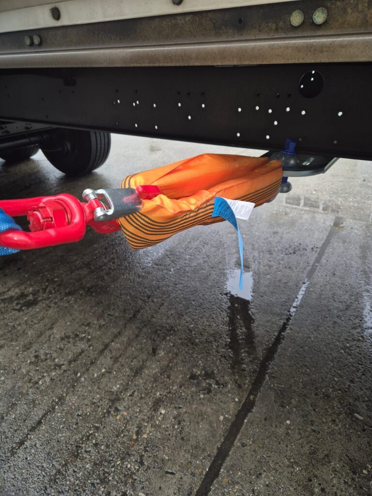 Снимка на система за пълно възстановяване на камиони TRUCK RECO-PLATE max 20mm 10T